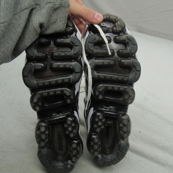 Nike Men 11 Running Shoes White Air VaporMax Plus Lightweight Cushioned Athletic main image 16